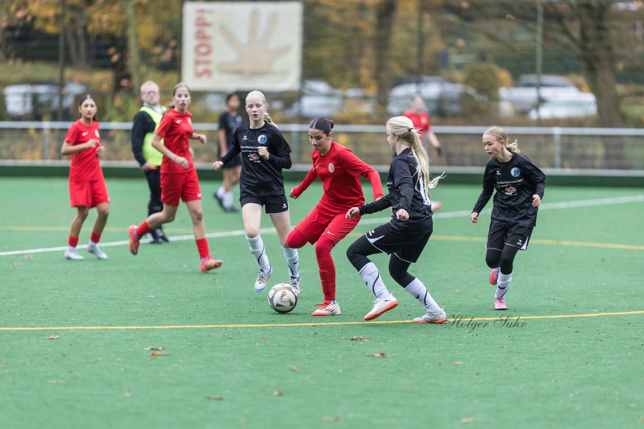 Bild 245 - wCJ VfL Pinneberg - Eimsbuettler TV : Ergebnis: 0:3